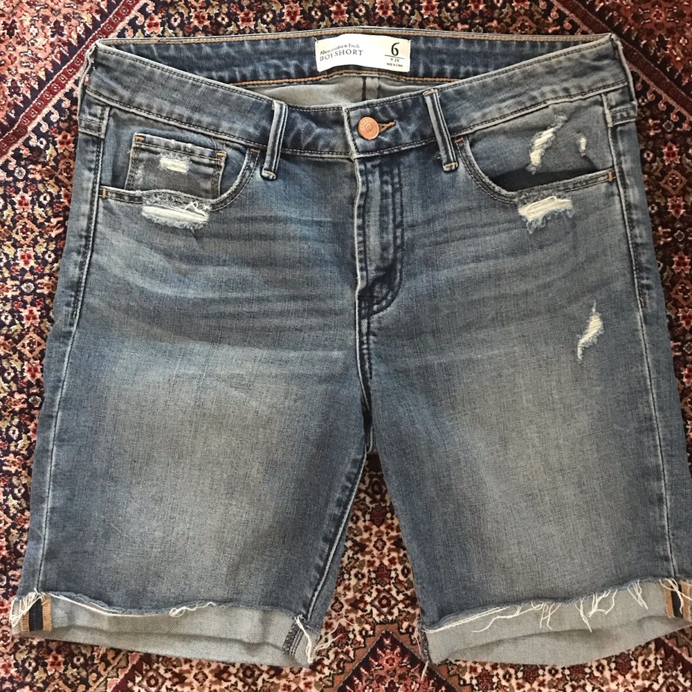 Abercrombie & Fitch Boy Short. Worn once.